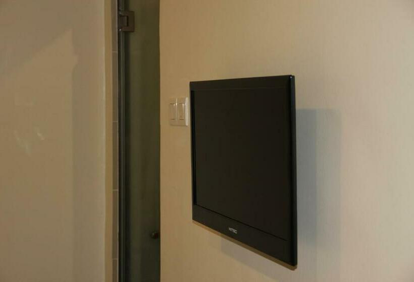 חדר דלוקס, Setia Inn