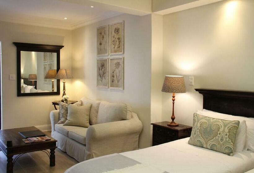 Номер Deluxe, Sheppard Boutique