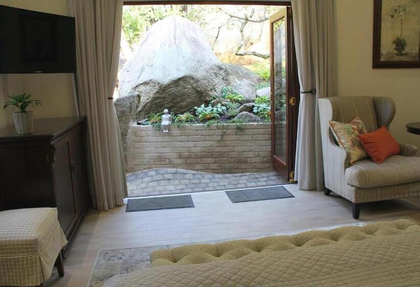 带大床的标准间, Sheppard Boutique