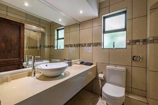 古典房间, Sheppard Boutique