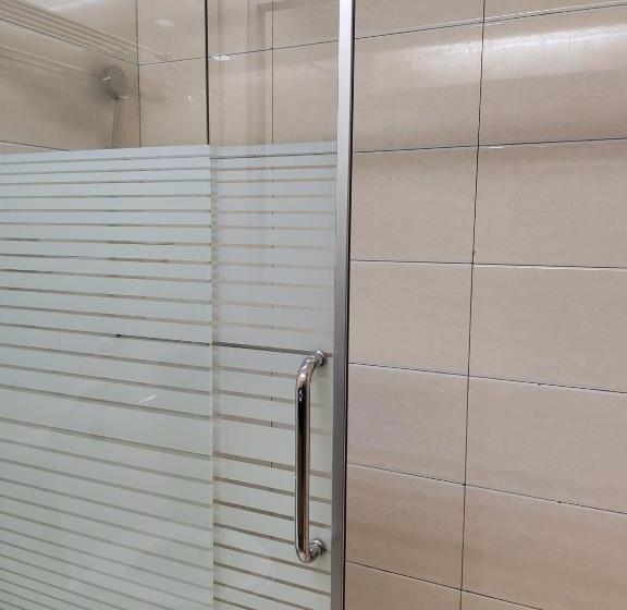 ファミリールーム, Prima