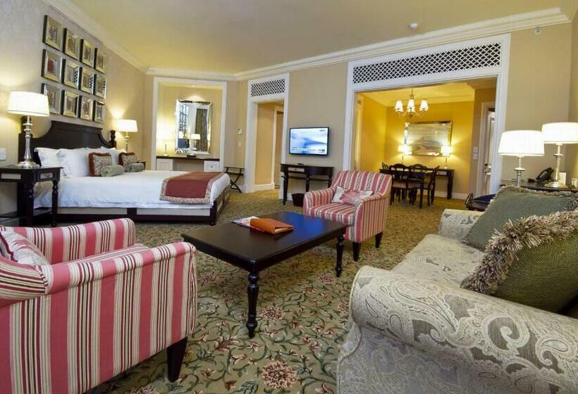 Номер Deluxe Вид на Море, The Boardwalk Hotel, Convention Centre & Spa