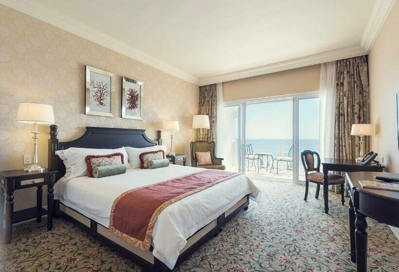 Номер Deluxe Кровать Кинг, The Boardwalk Hotel, Convention Centre & Spa