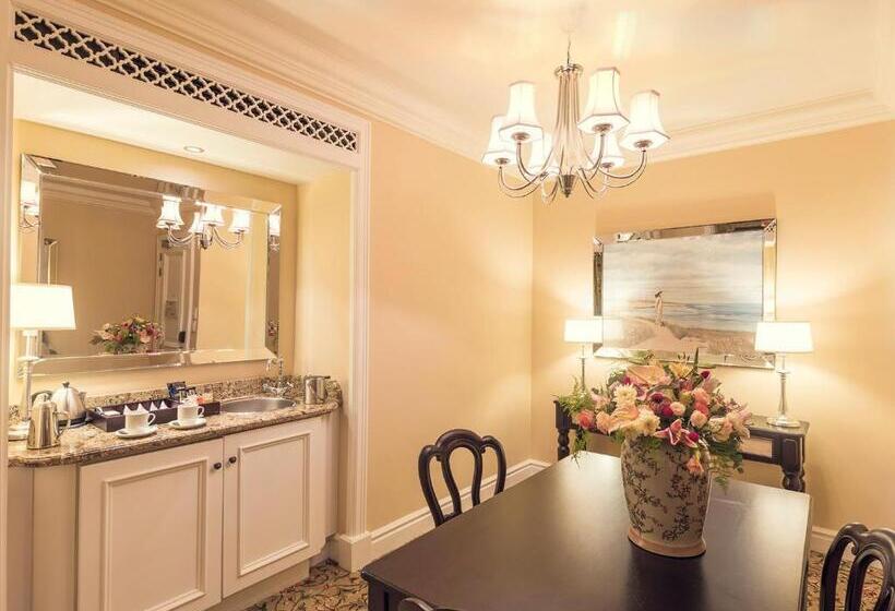 Suite Superior, The Boardwalk Hotel, Convention Centre & Spa