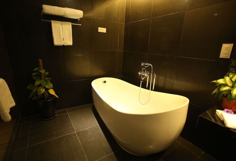 Номер Deluxe Кровать Кинг, The Orchard Resort & Spa Melaka