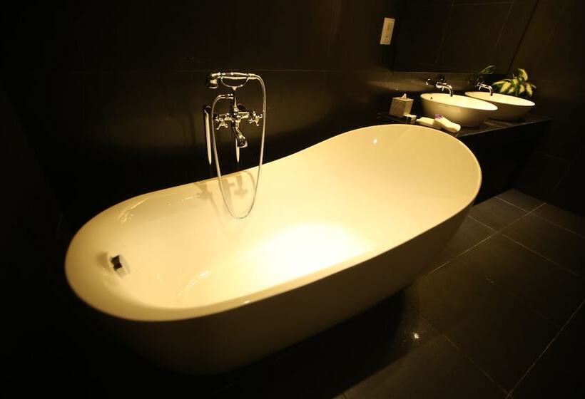 Президентский Люкс, The Orchard Resort & Spa Melaka