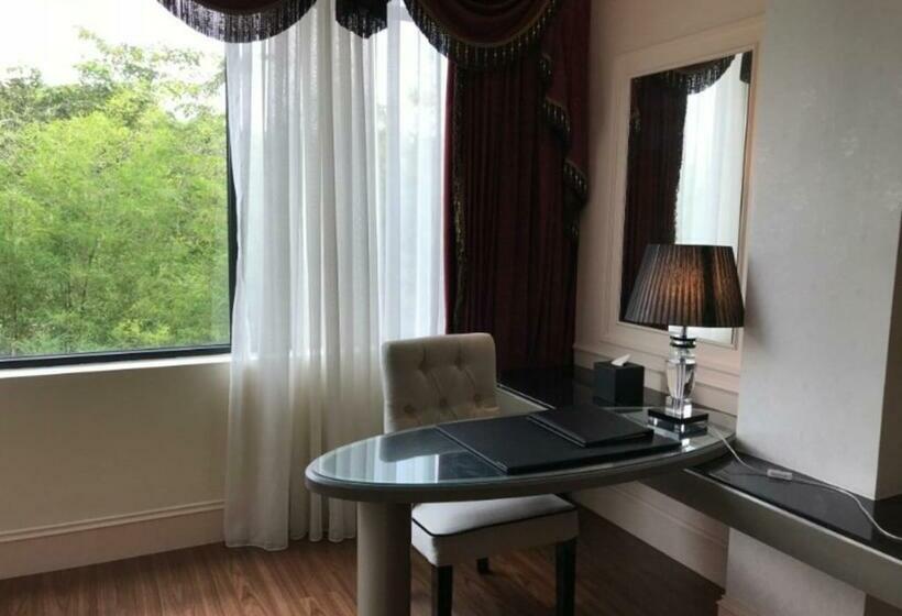 Номер Deluxe Кровать Кинг, The Orchard Resort & Spa Melaka