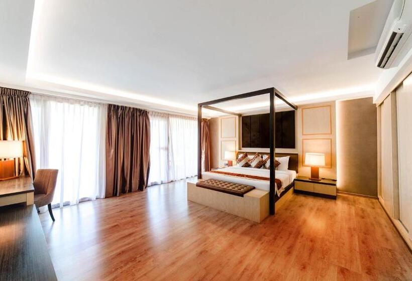 Королевский Люкс, Tunamaya Beach & Spa Resort – Desaru