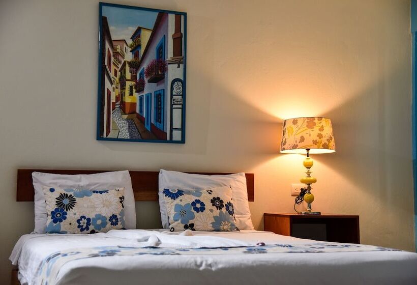 اتاق استاندارد سه نفره, Akumal