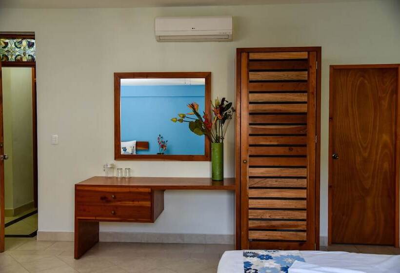 اتاق استاندارد سه نفره, Akumal