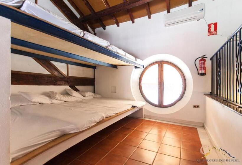 سرير فى غرفة مشتركه, Albergue De Espiel