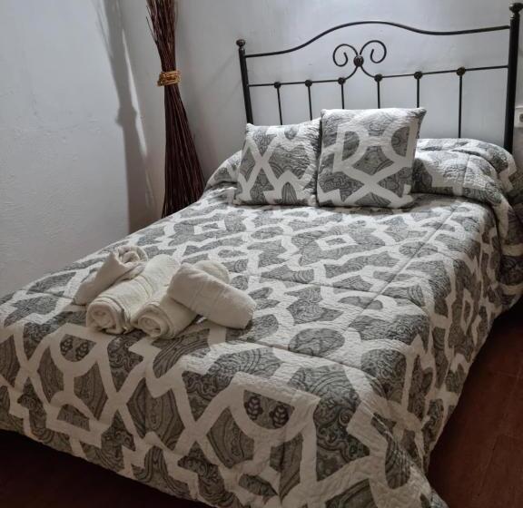Дом 2 Спальни, Albergue De Espiel