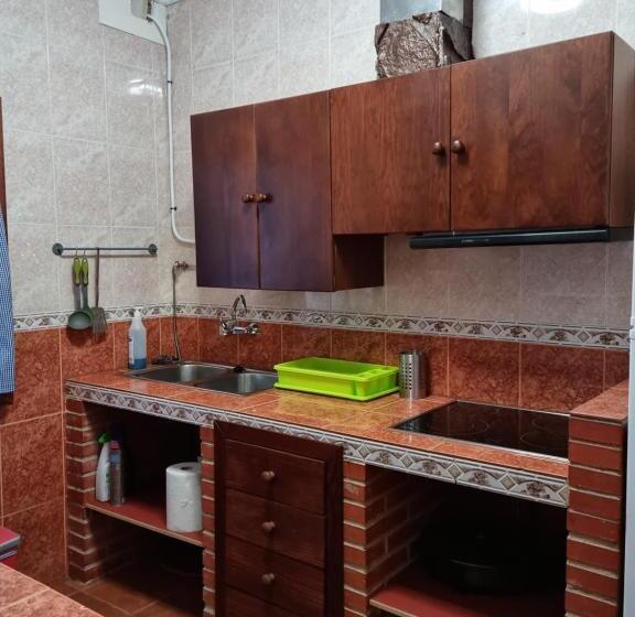 منزل غرفة نوم واحدة, Albergue De Espiel