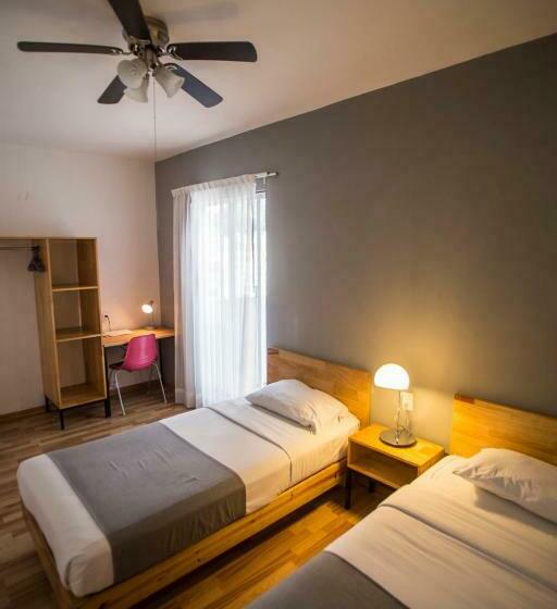 Standard Værelse Delt Badeværelse, Hostal Tres Central