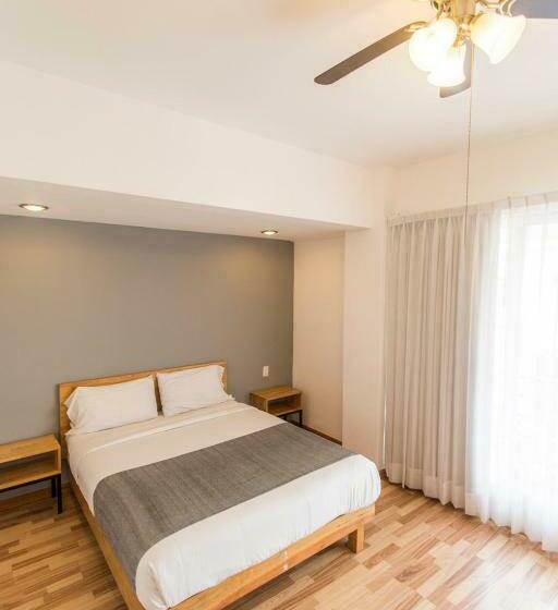 Номер Стандарт, Hostal Tres Central