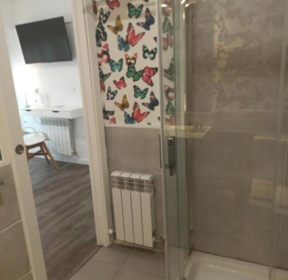 اتاق استاندارد, Rin Rooms