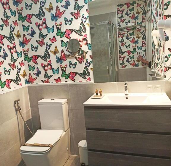 اتاق استاندارد, Rin Rooms