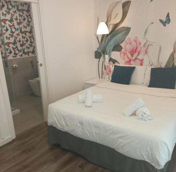 اتاق استاندارد, Rin Rooms