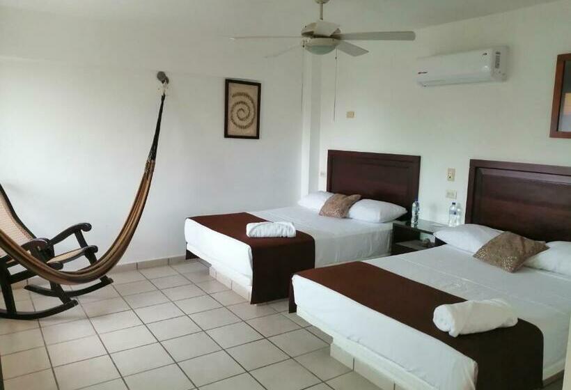 스탠다드 룸 더블 침대 2개, Arrecife Chachalacas