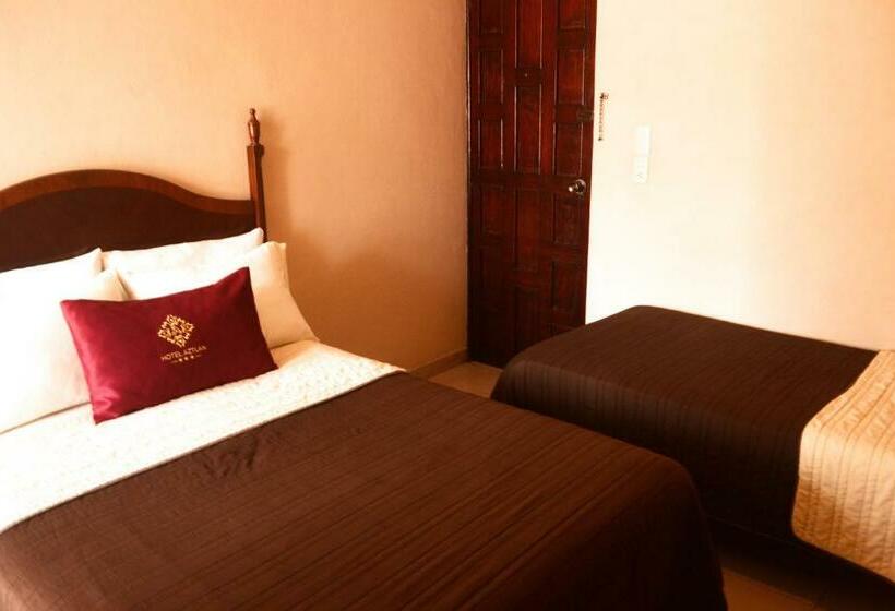 חדר סטנדרט לשלושה, Aztlan