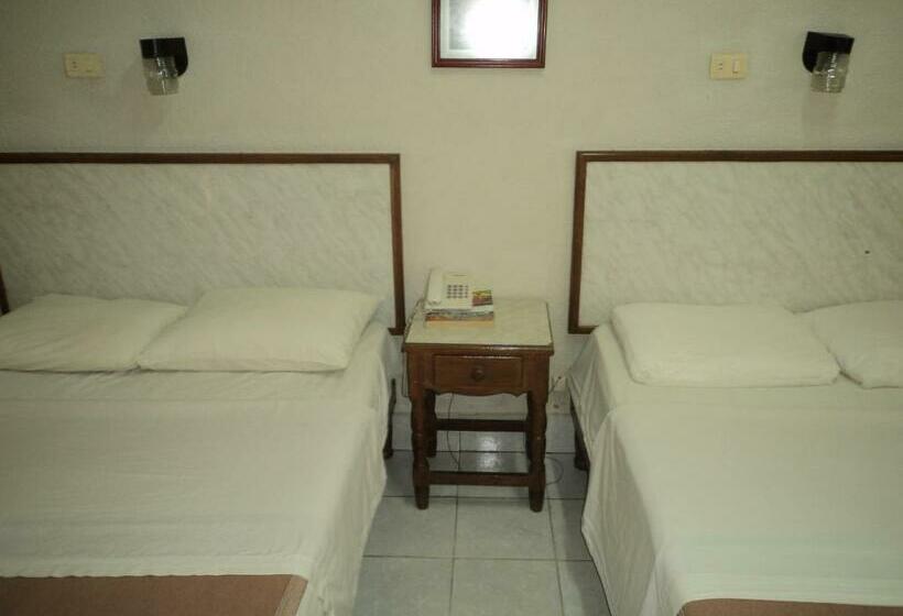 스탠다드 룸 더블 침대 2개, Kuraica