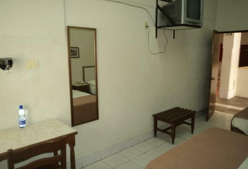 스탠다드 룸 더블 침대 2개, Kuraica