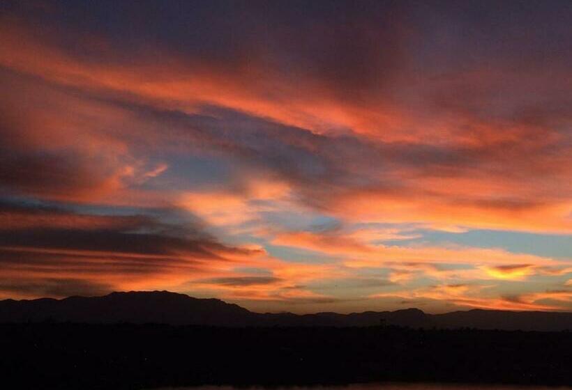 デラックスルーム, La Casa Del Guamúchil