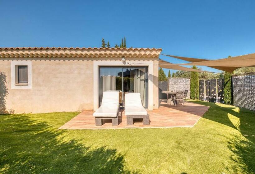 标准间, Mas Des Cigales