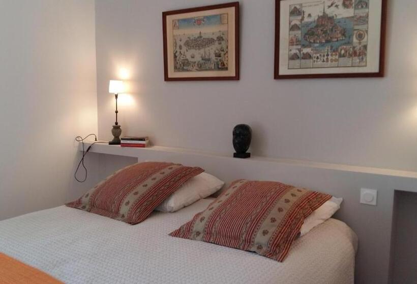 침실 3개 주택, Mas Des Artistes