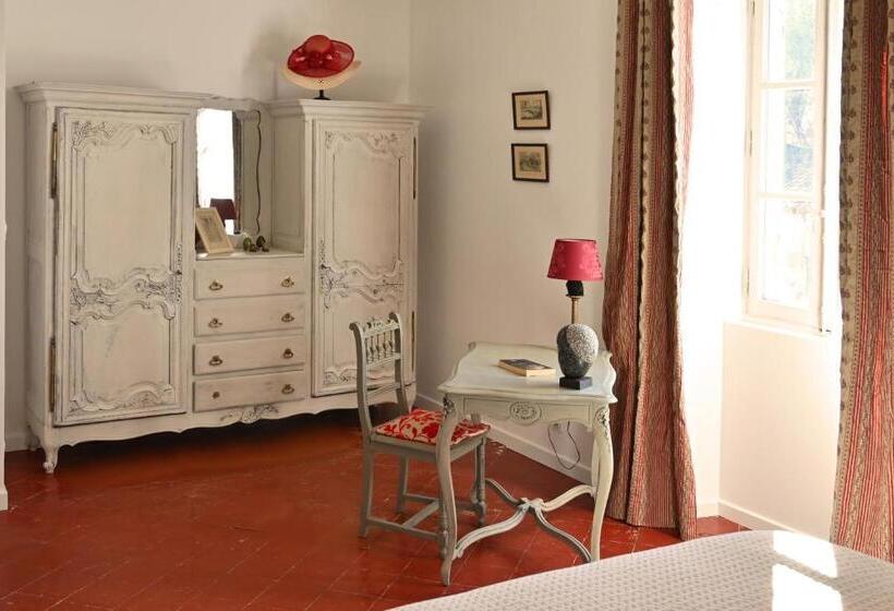 침실 3개 주택, Mas Des Artistes