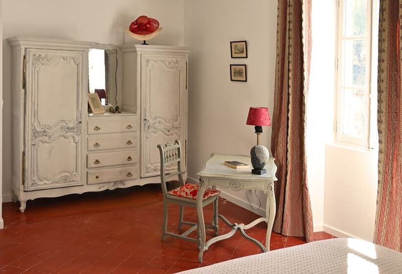 침실 3개 주택, Mas Des Artistes