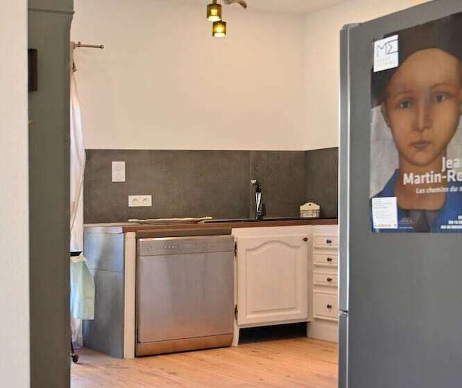 침실 3개 주택, Mas Des Artistes