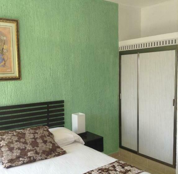 四人标准间, Posada Mercy