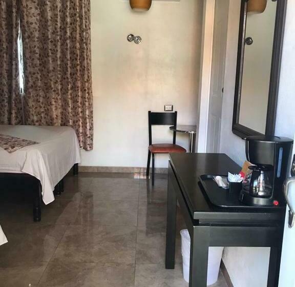 四人标准间, Posada Mercy