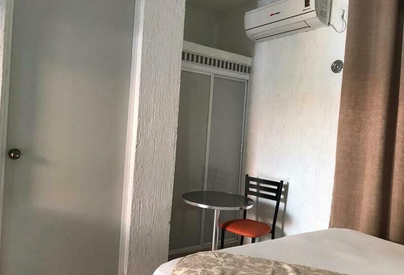 四人标准间, Posada Mercy