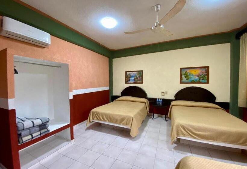 Perhehuone, Real Del Quijote A Sólo 50 Metros De La Playa