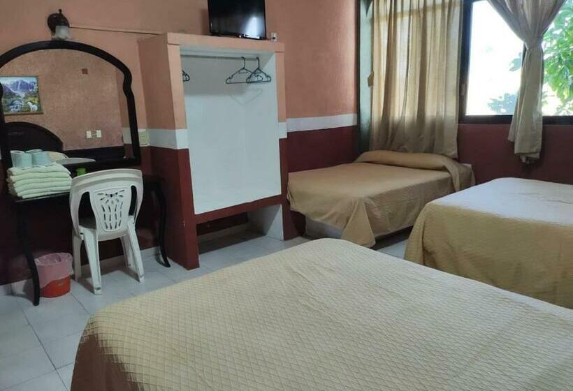 Perhehuone, Real Del Quijote A Sólo 50 Metros De La Playa