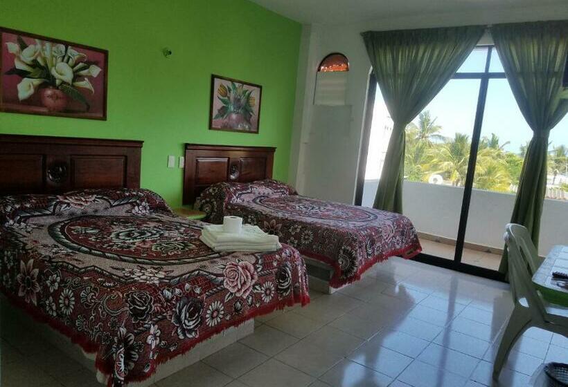 Standard Neljän Hengen Huone, Real Del Quijote A Sólo 50 Metros De La Playa