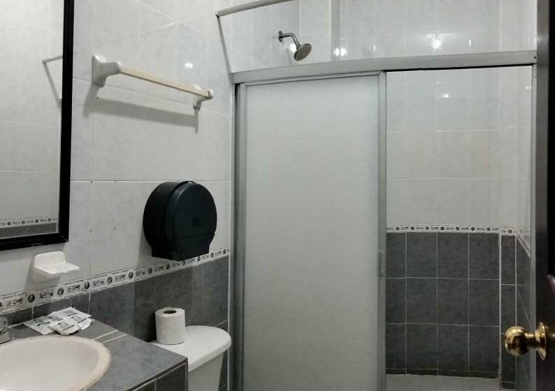 Standard Neljän Hengen Huone, Real Del Quijote A Sólo 50 Metros De La Playa