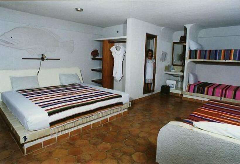 家庭间, Safari Inn