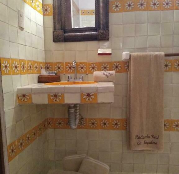 غرفة ديلوكس ثلاثية, Spa Hacienda Real La Nogalera