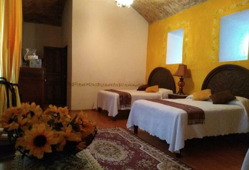デラックストリプルルーム, Spa Hacienda Real La Nogalera
