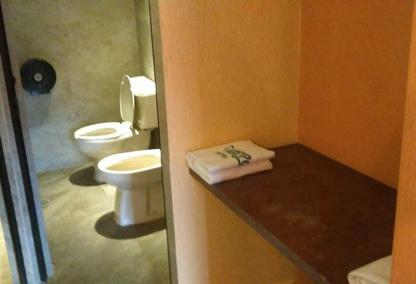 غرفة قياسية, Aeropuerto