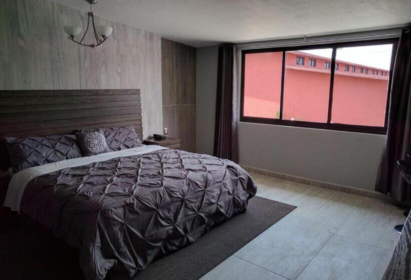 جناح ديلوكس, Aeropuerto