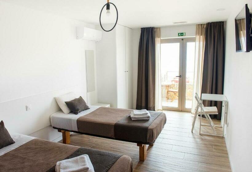 标准间, The Wave Baleal