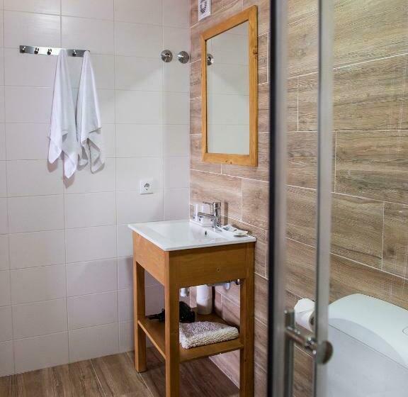 标准间, The Wave Baleal