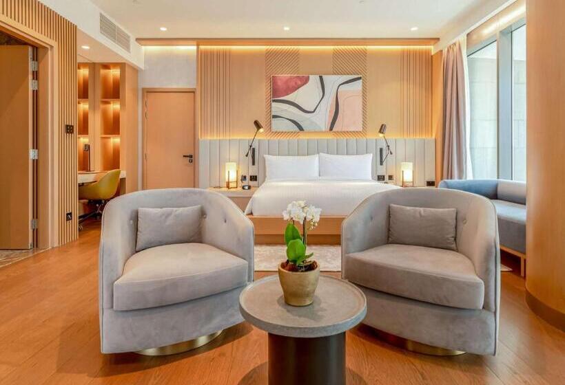اتاق اجرایی با چشم‌انداز دریا, Rixos Premium Qetaifan Island North