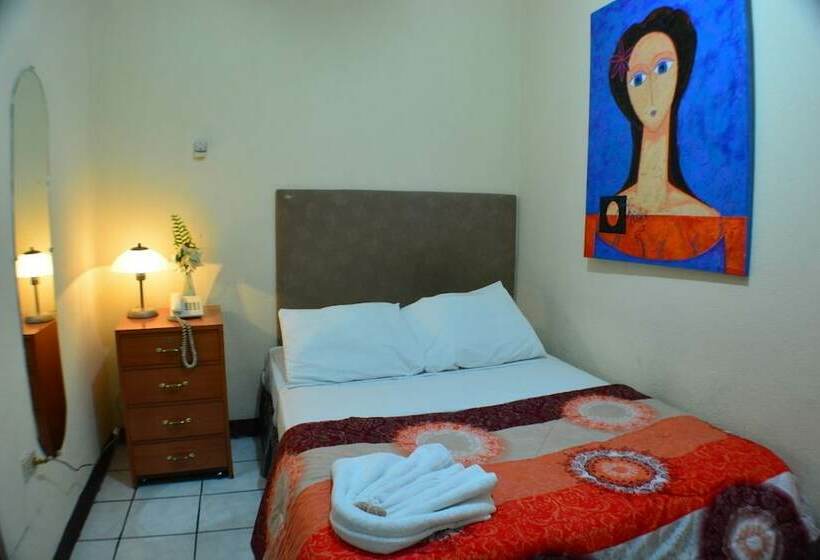 اتاق استاندارد یک نفره, Hostal Del Pacifico