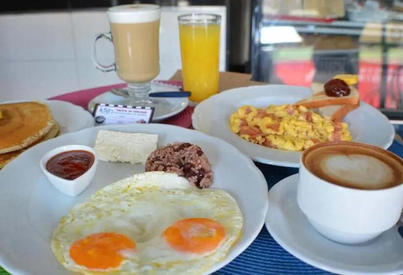 اتاق استاندارد سه نفره, Hostal Del Pacifico