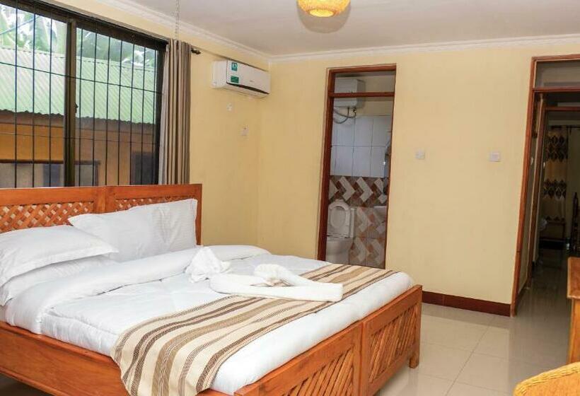 اتاق استاندارد یک نفره, Runako Lodge